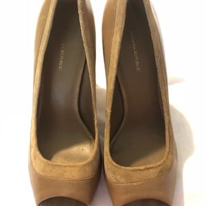 Banana Republic shoes